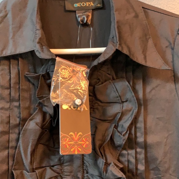 Short Button Up Romper - Picture 5 of 6